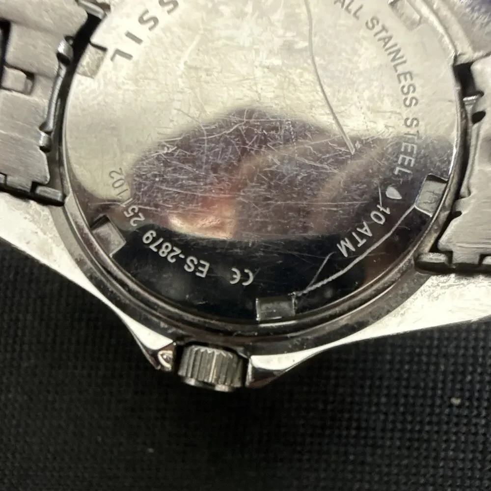 Fossil ES-2879 Women’s Wristwatch New Battery! Runs excellent!